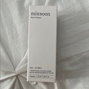 Mixsoon Bean Essence - White